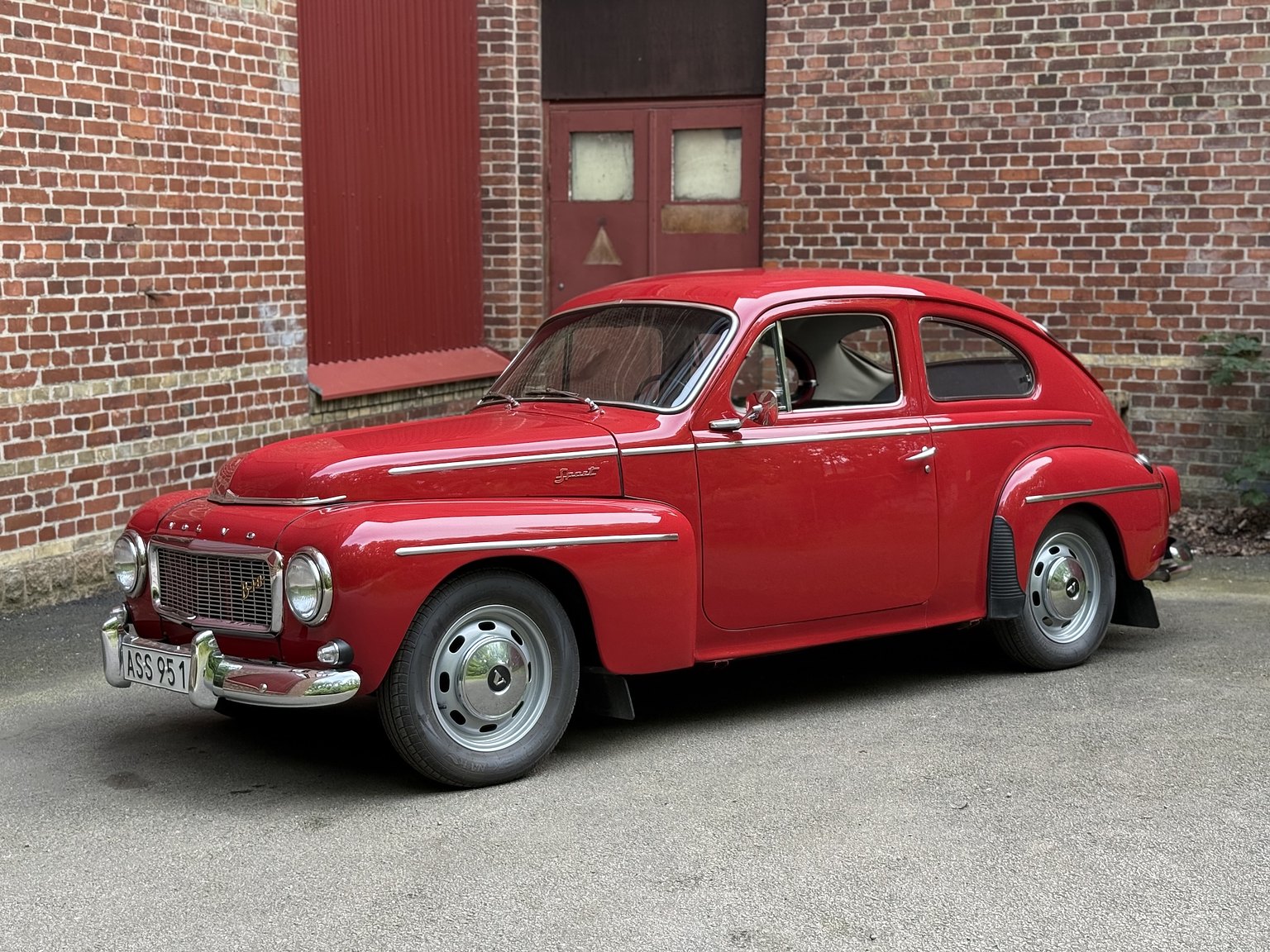Exterior image of 1962 Volvo PV 544C Sport