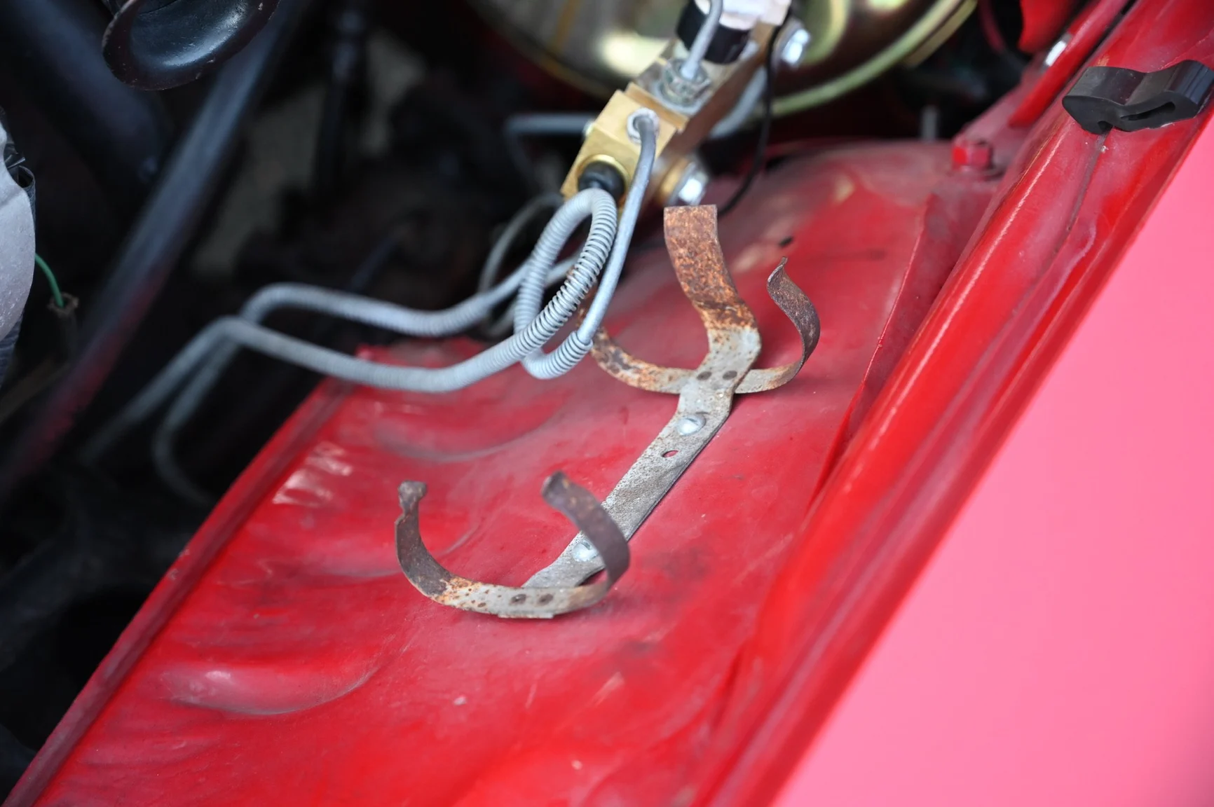 Image of 1968 Chevrolet Camaro Convertible mechanics (16)