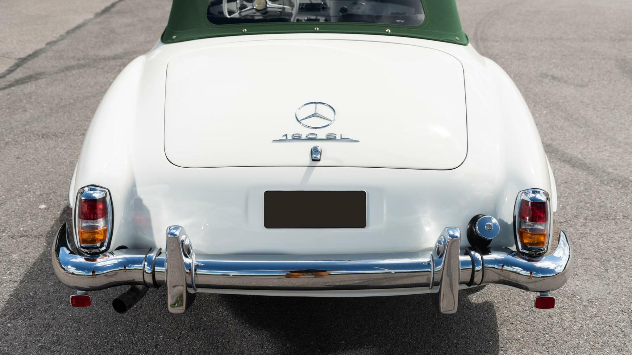 Aussenfoto 1956 Mercedes Benz 190 SL Roadster (18)