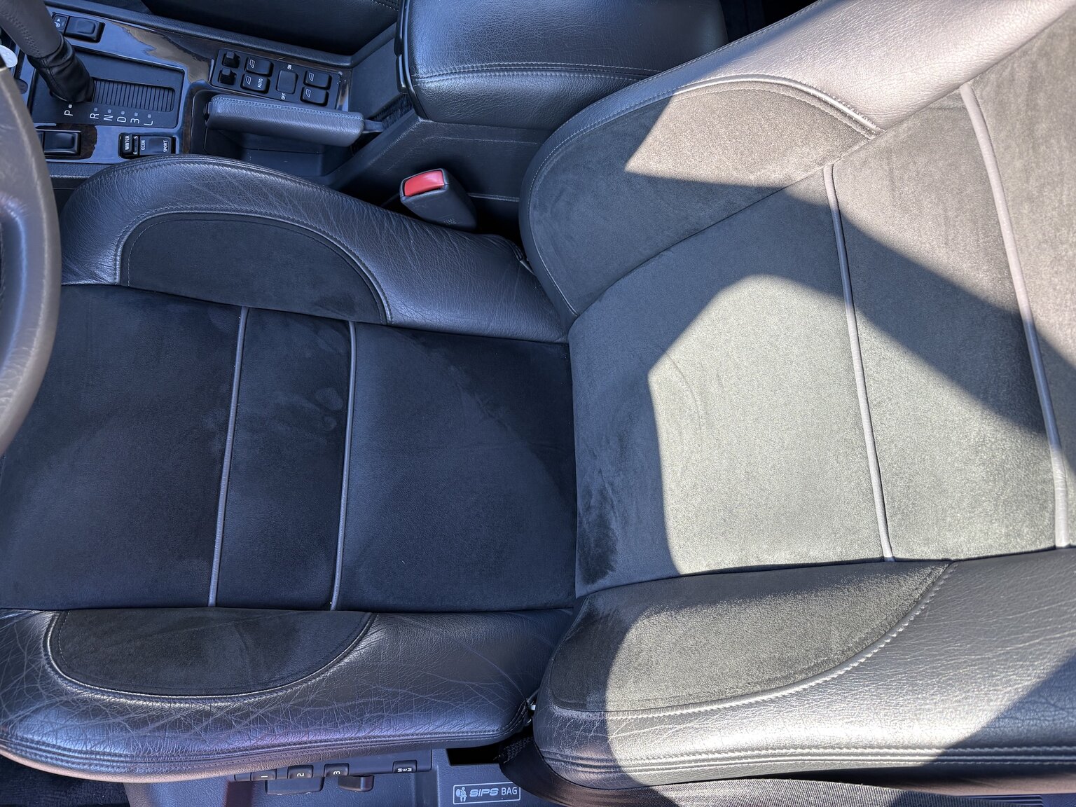 Interior image of 1996 Volvo 850 R