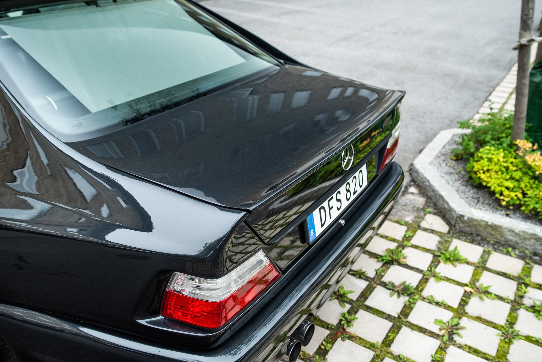 Exterior image of 1989 Mercedes-Benz 300 CE Koenig Specials