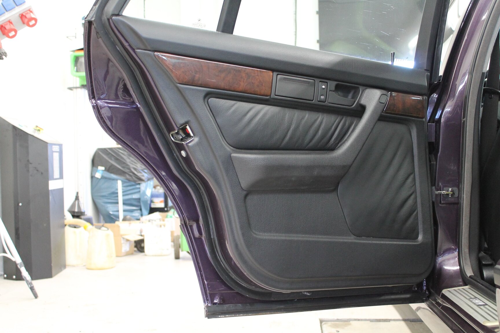 Interiörbild 1996 BMW 540i Touring "No Reserve Auction"