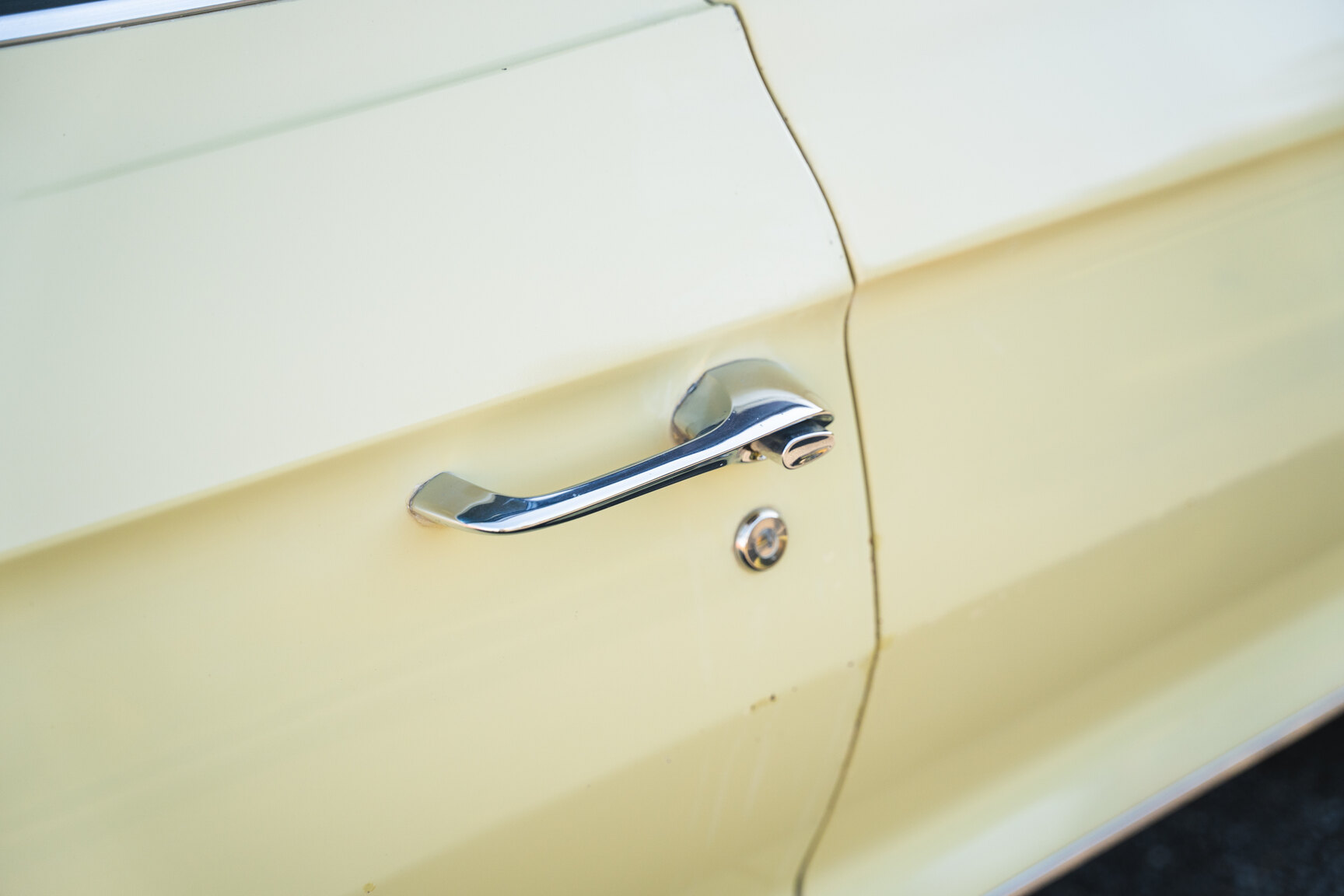 Exterior image of 1962 Cadillac Coupé De Ville