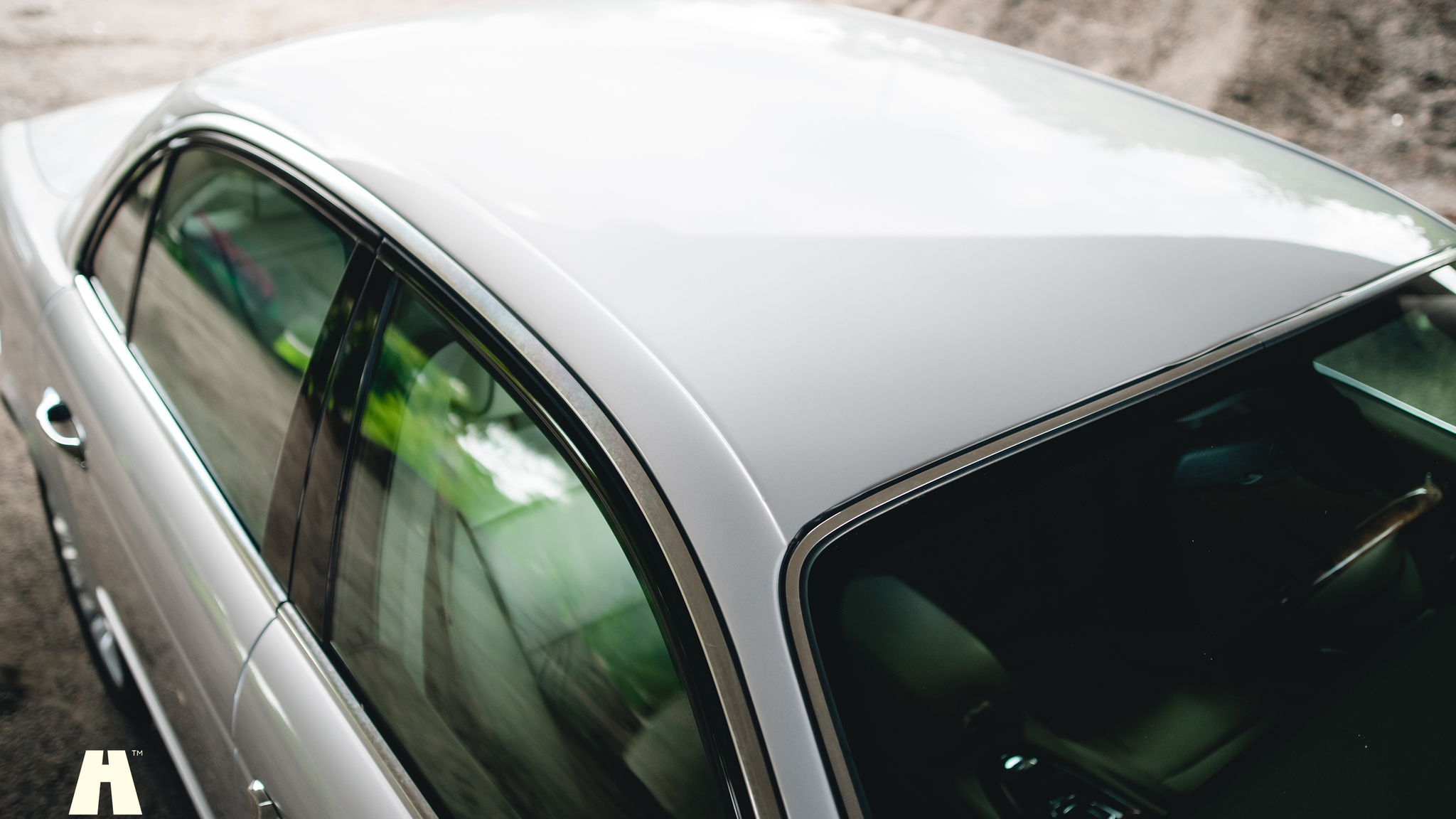 Exterior image of 2003 Jaguar XJ Super V8