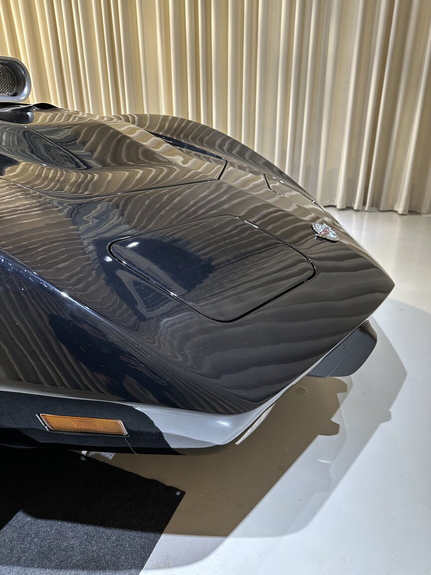 Aussenfoto 1975 Chevrolet Corvette Stingray 