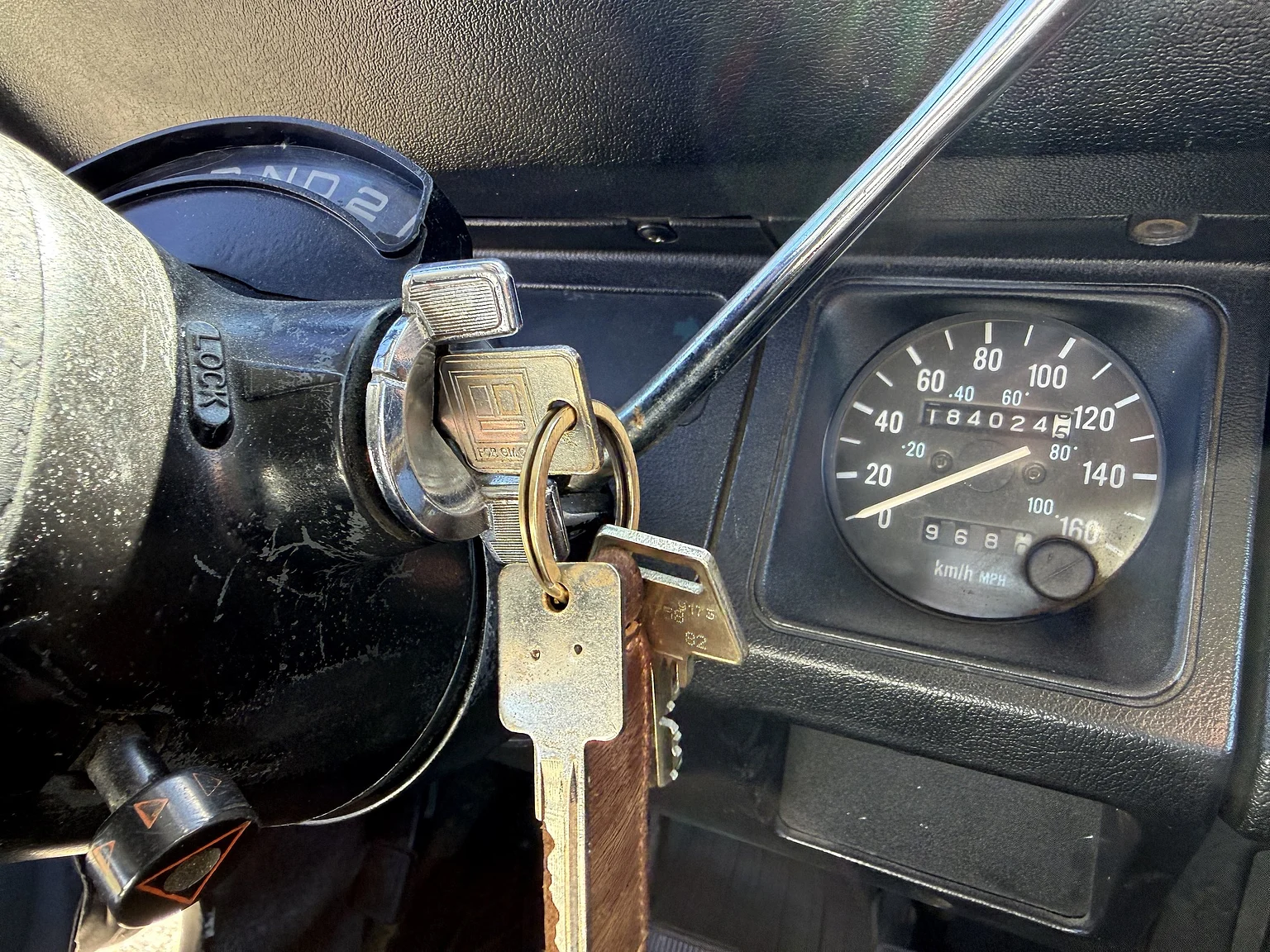 Exterior image of 1990 Jeep Wrangler Islander (82)