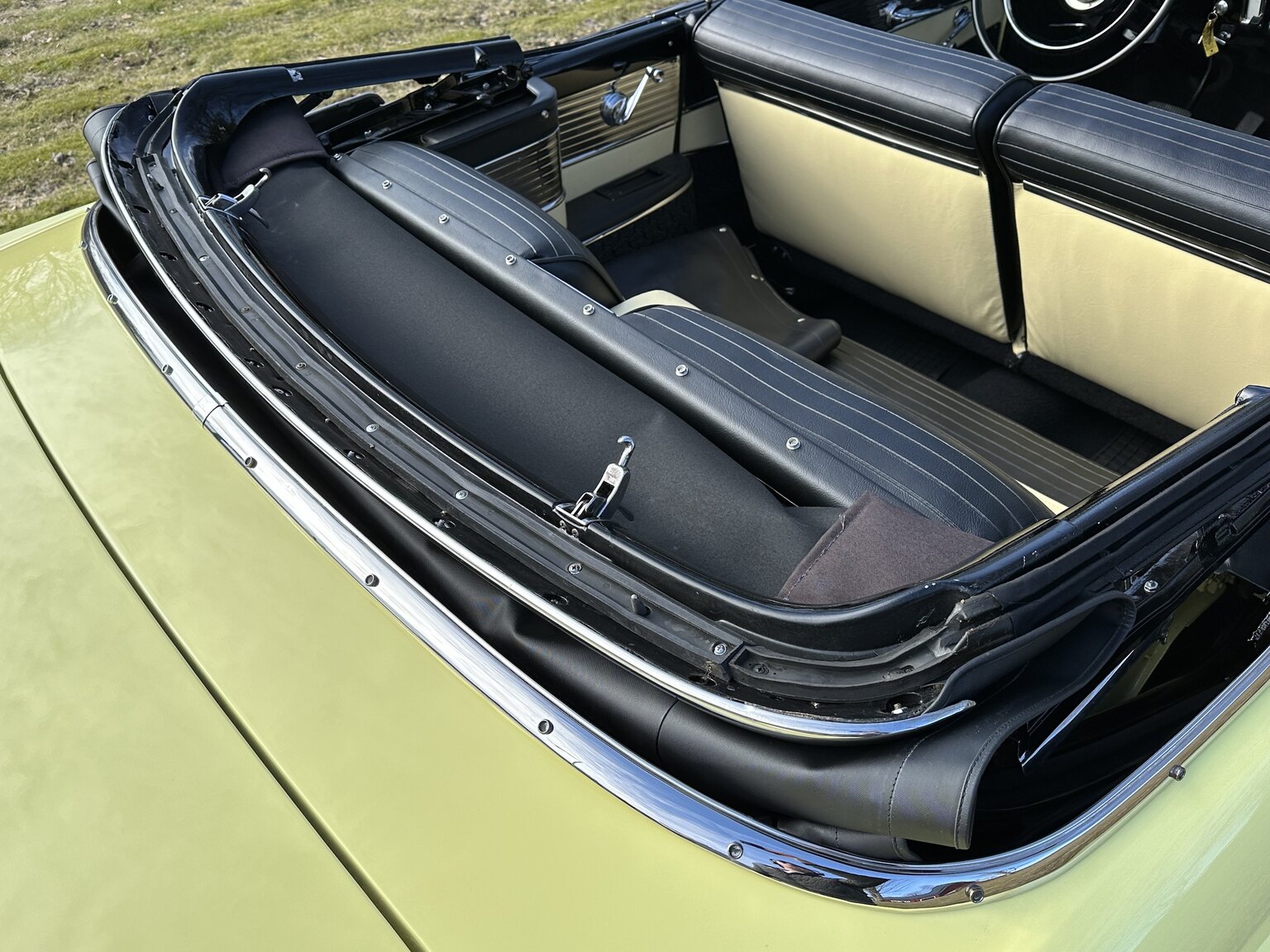 Exterior image of 1955 Mercury Montclair