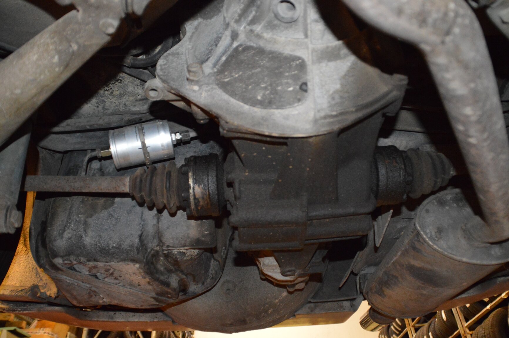 Image of 1986 Porsche 944 Coupé mechanics