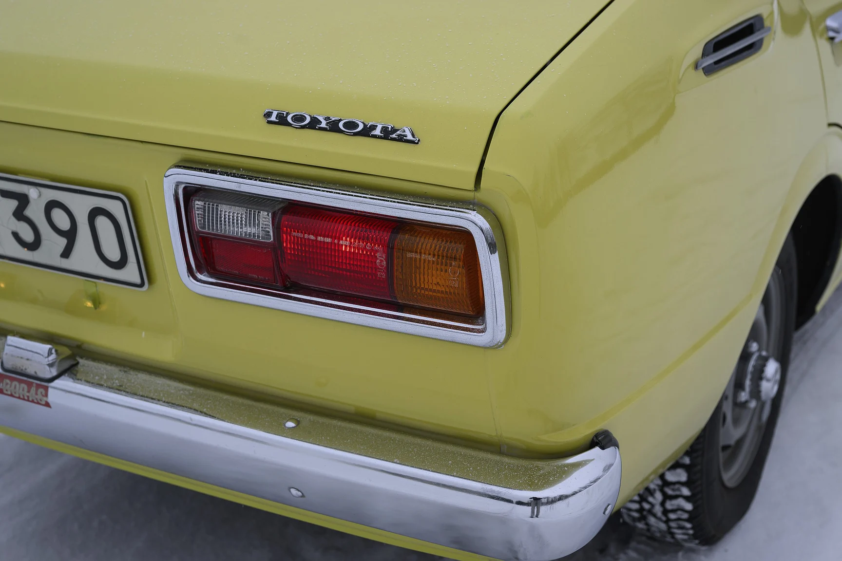 Exteriörbild på 1975 Toyota Corolla KE30 (19)