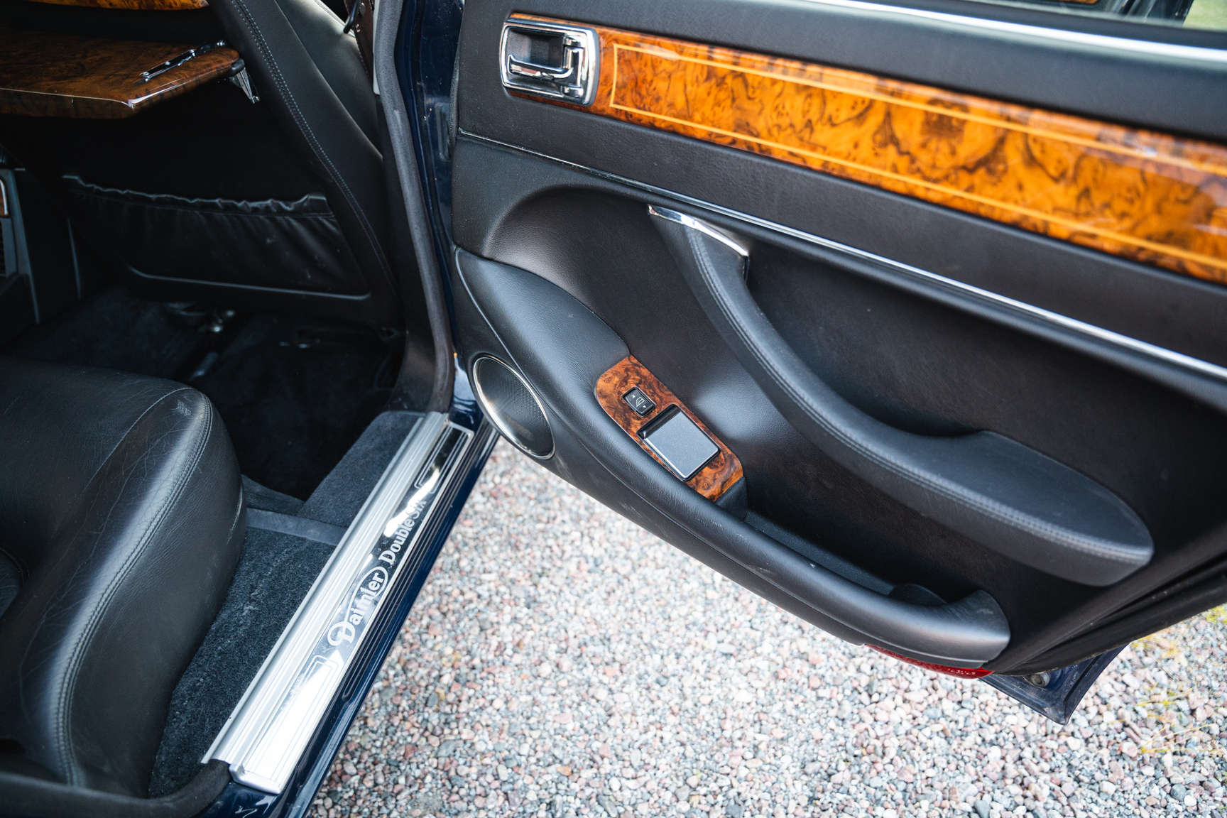 Interior image of 1995 Jaguar XJ Double SIX