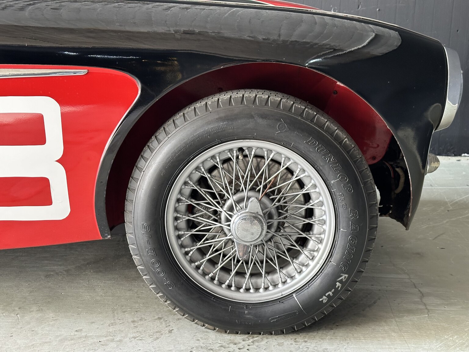 Exteriörbild på 1959 Austin-Healey 3000 BN7