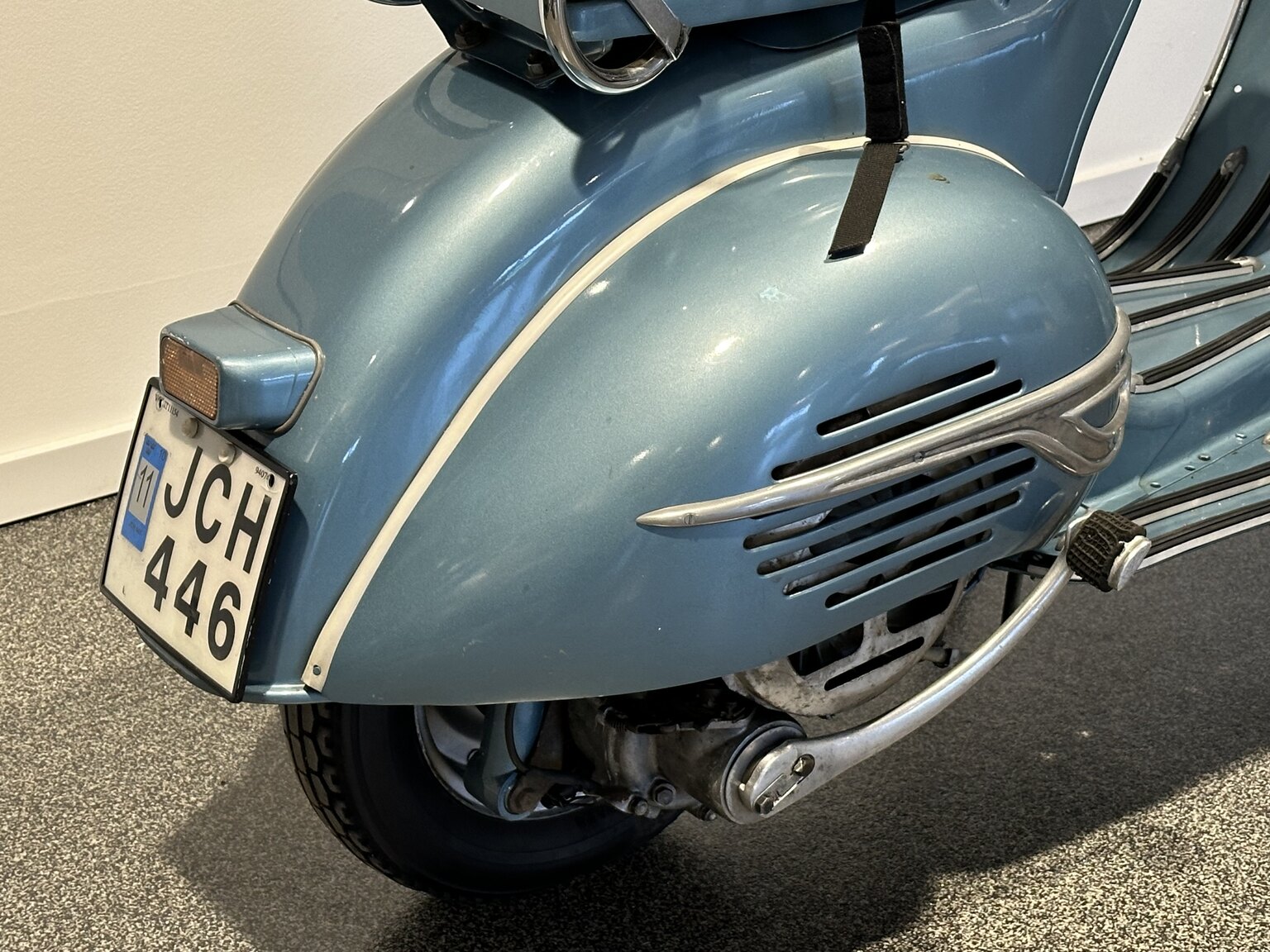 Aussenfoto 1959 Vespa Piaggio 150cc Widebody