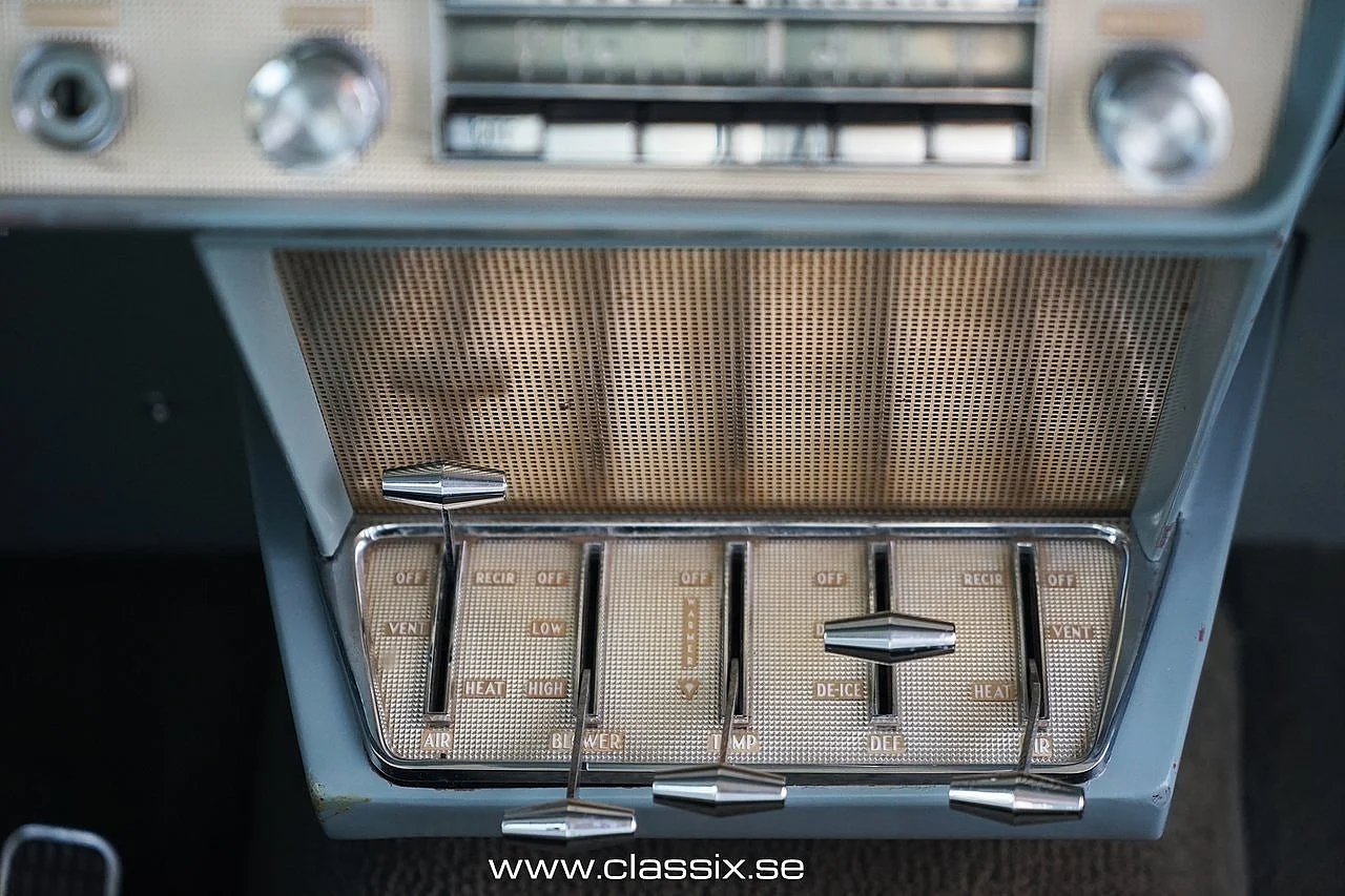 Bild von 1956 Lincoln Continental (12)