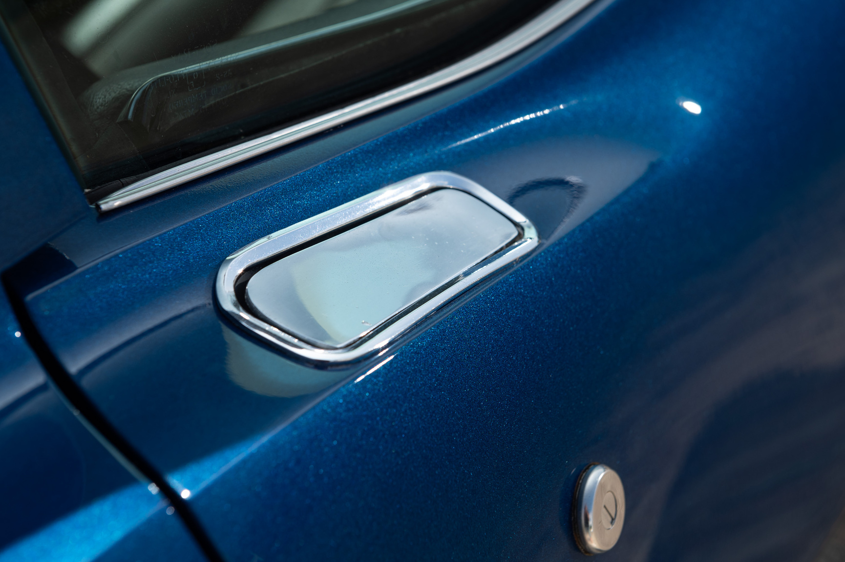 Exteriörbild på 1973 Corvette C3 Stingray (56)