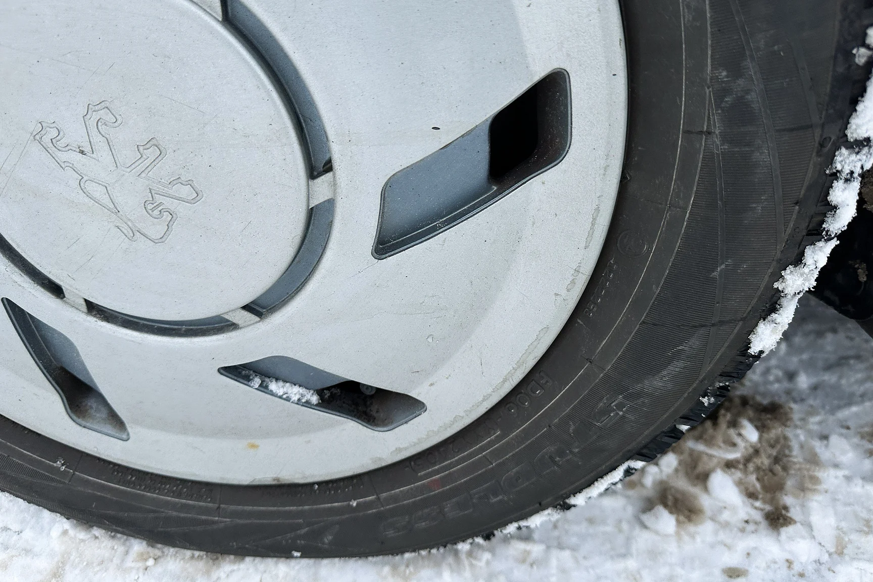 Exterior image of 1991 Peugeot 405 Break SRI (81)