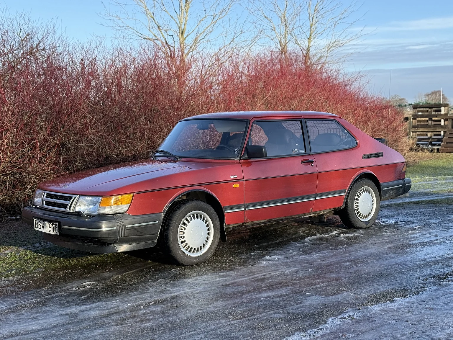 Exteriörbild på 1991 SAAB 900S Turbo 2-door (6)