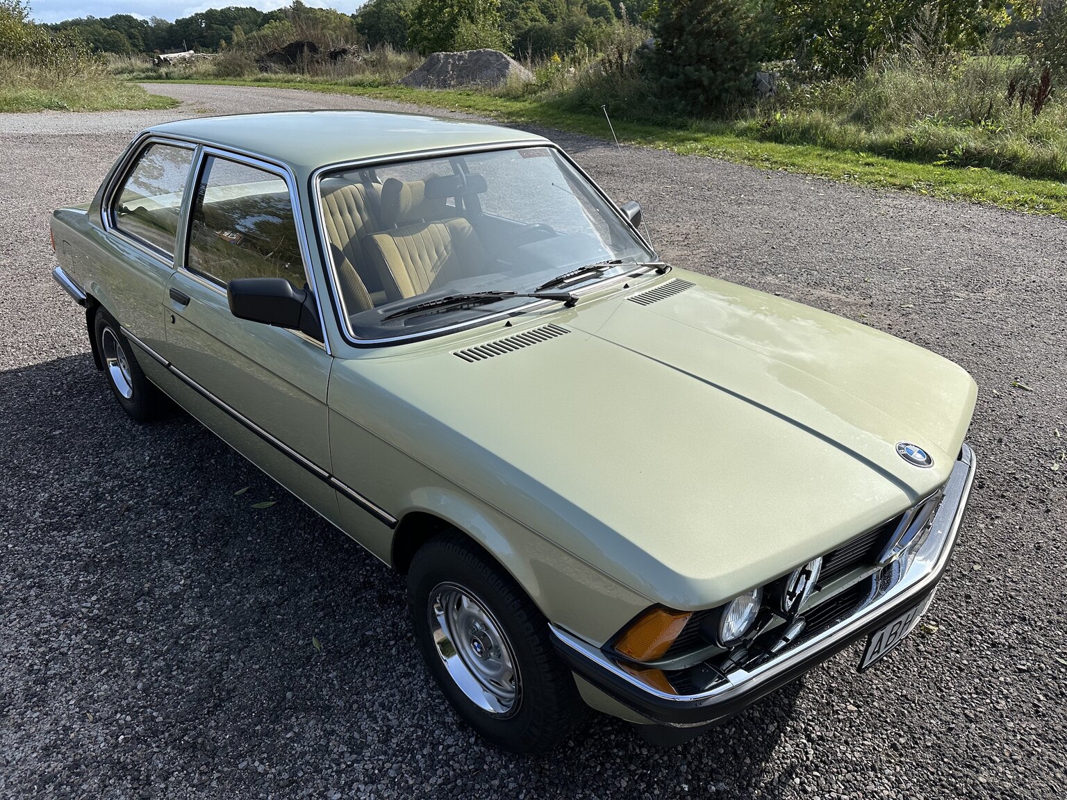 Aussenfoto 1980 BMW 320i E21