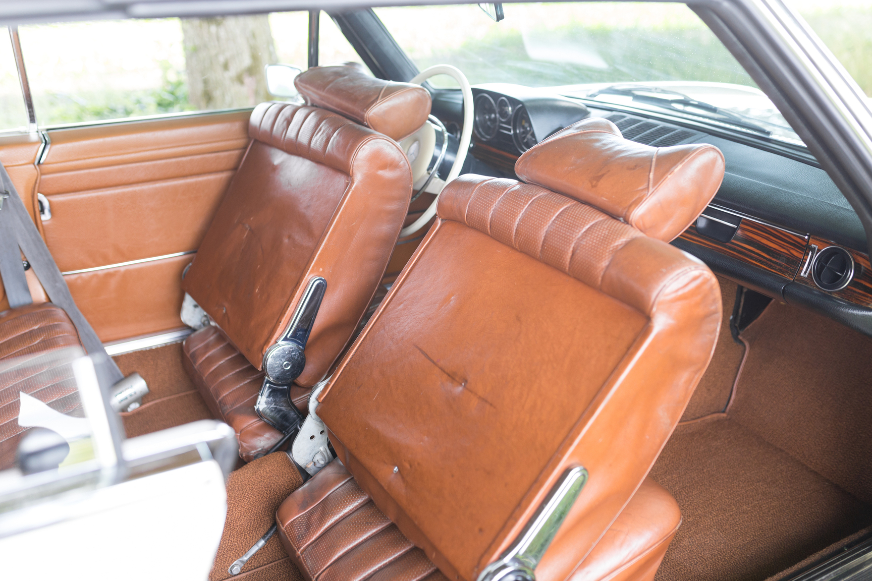 Innenraumfoto von 1971 Mercedes 250 C
