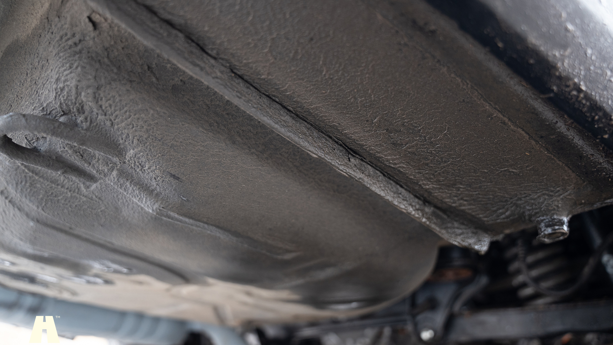 Image of 1990 Mercedes 300 CE-24 mechanics