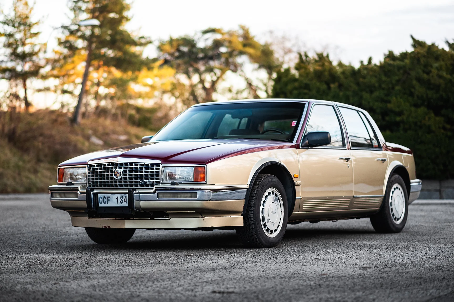 Exterior image of 1989 Cadillac Seville (1)