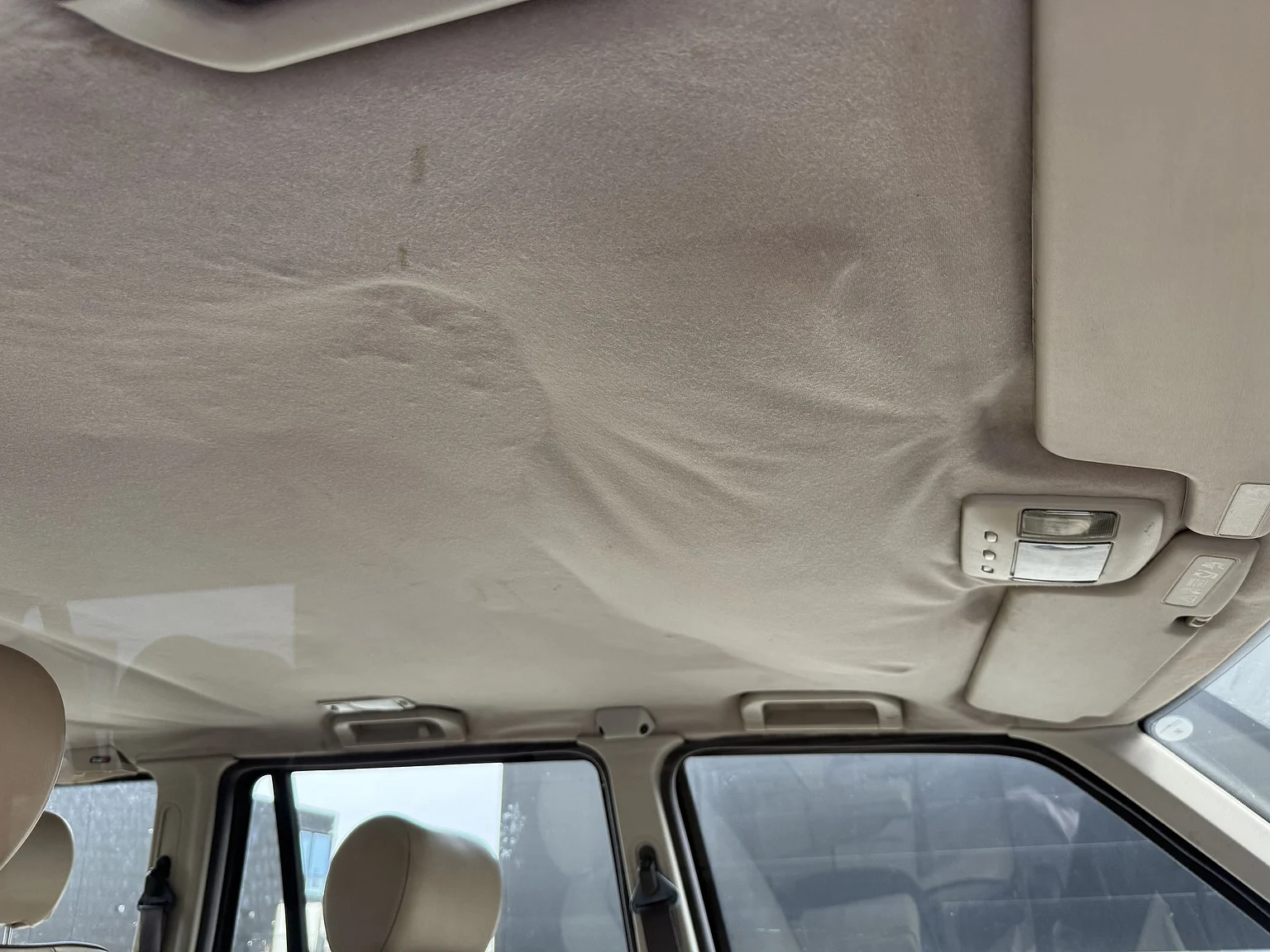 Interior image of 1998 Land Rover Range Rover P38 (5)