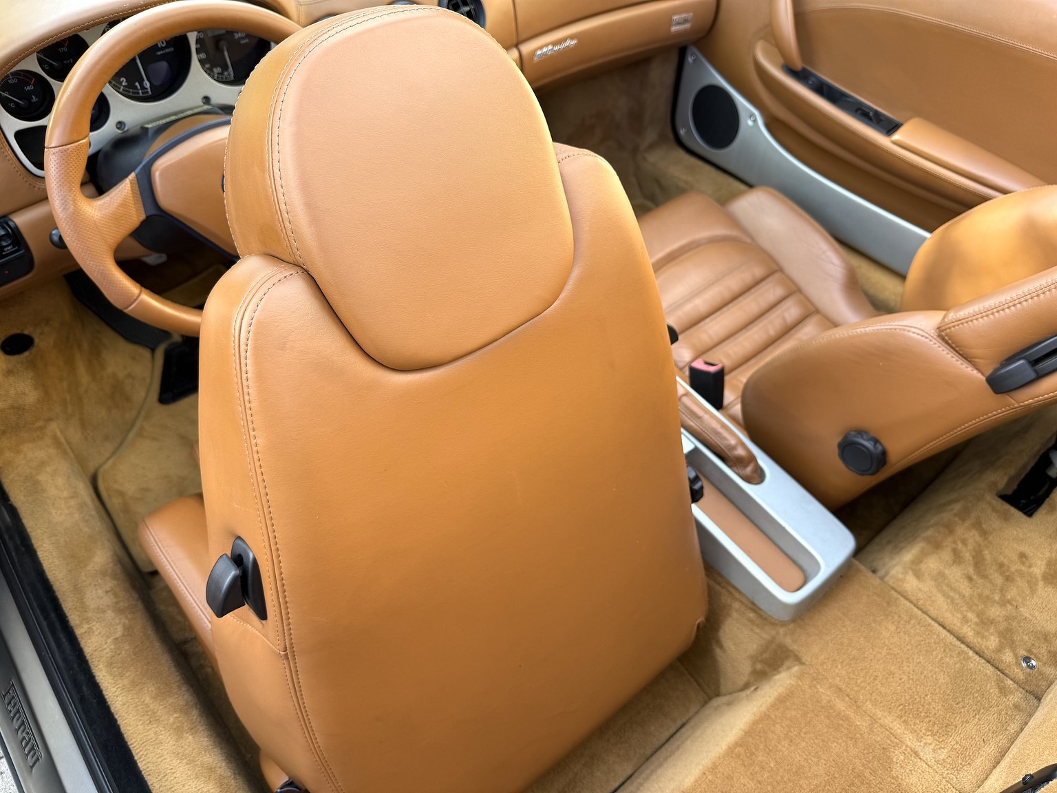 Innenraumfoto von 2001 Ferrari 360 Spider