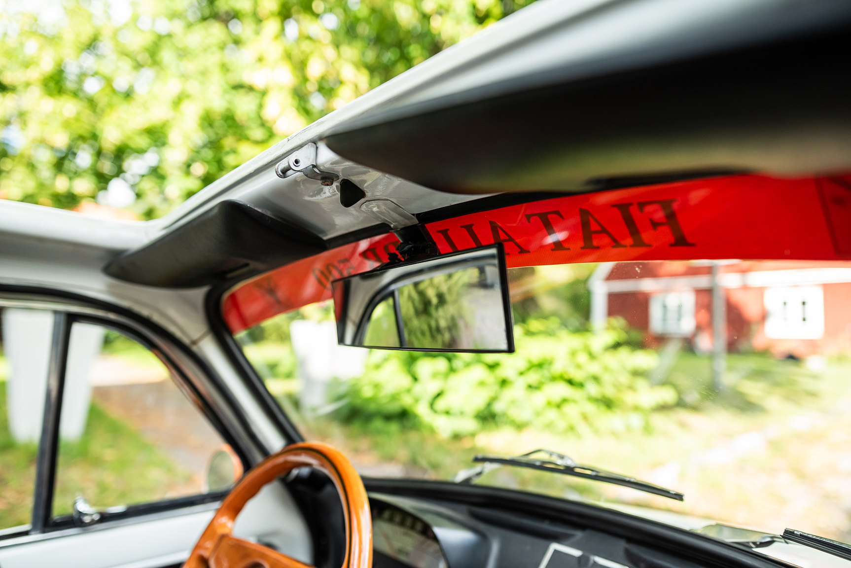 Interior image of 1971 FIAT 500 "Superiore"
