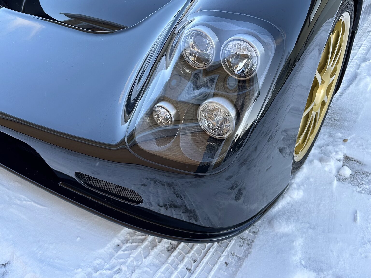 Exterior image of 2021 Ultima Evolution LS3