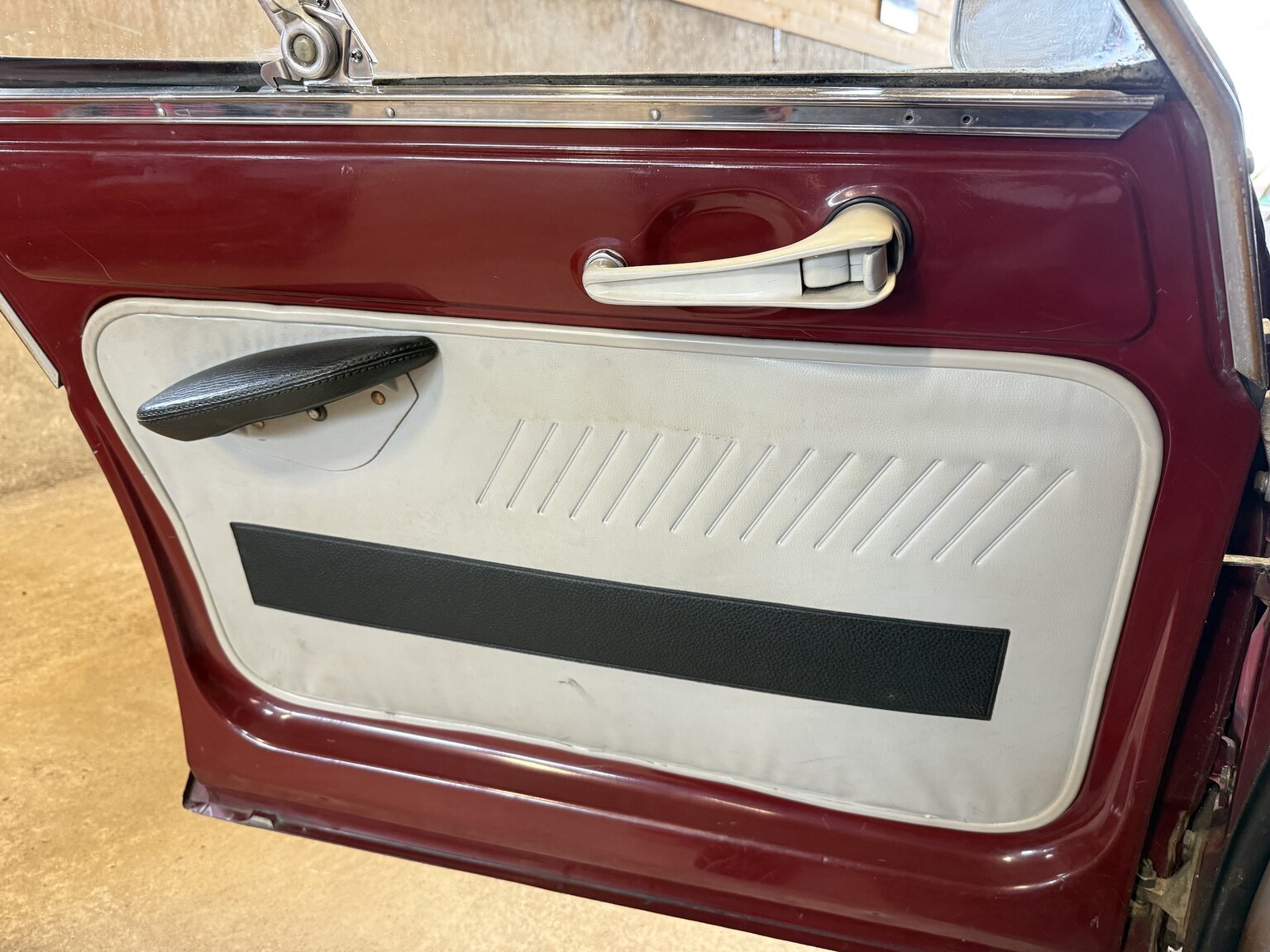 Interior image of 1967 Citroën Ami 6 Weekend