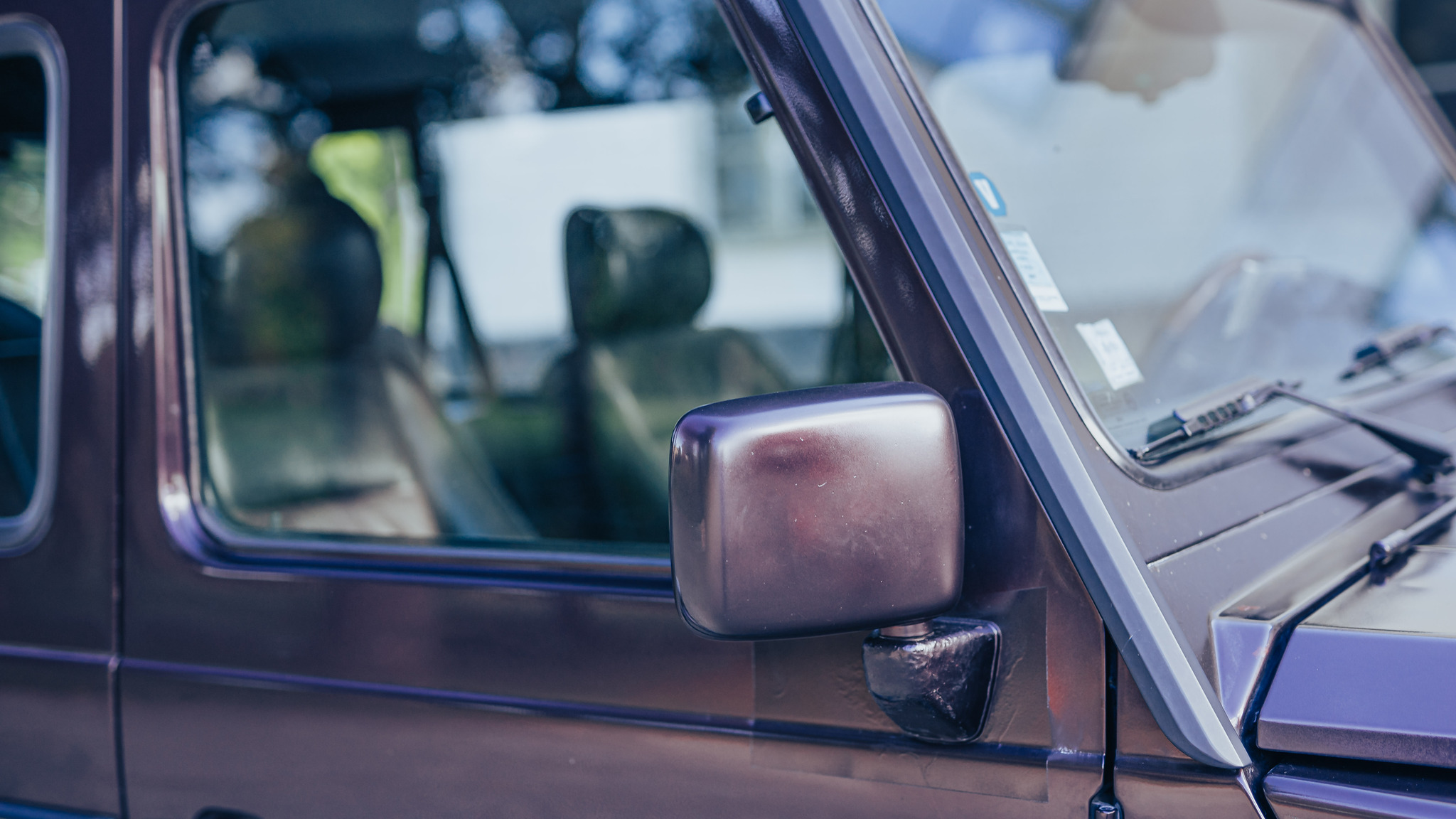 Exteriörbild på 2000 Mercedes G500 Classic Special Edition