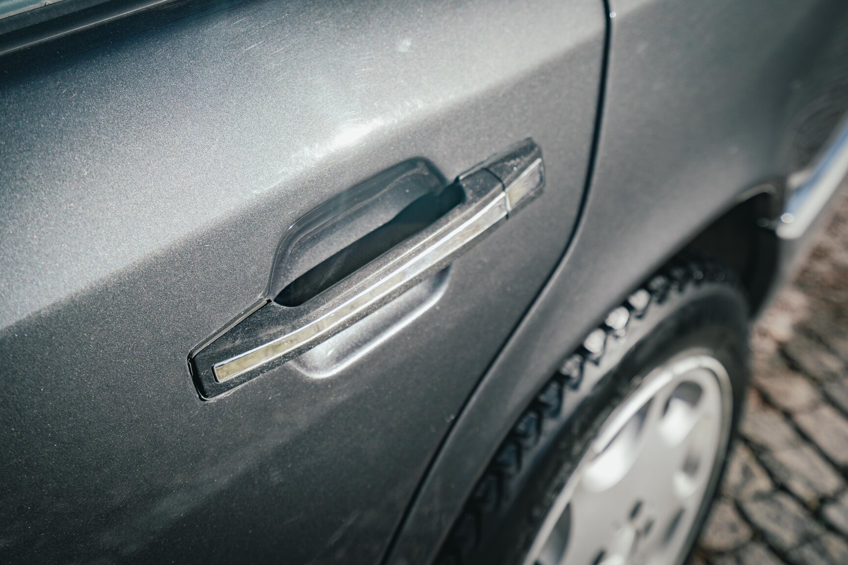 Aussenfoto 1991 Mercedes-Benz 300E-24 (40)