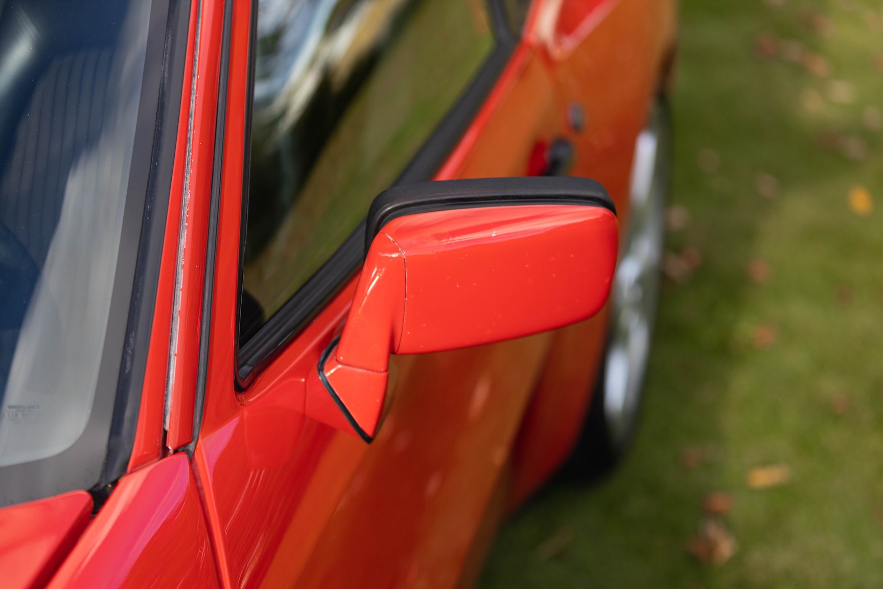Exteriörbild på 1988 Porsche 944 Turbo