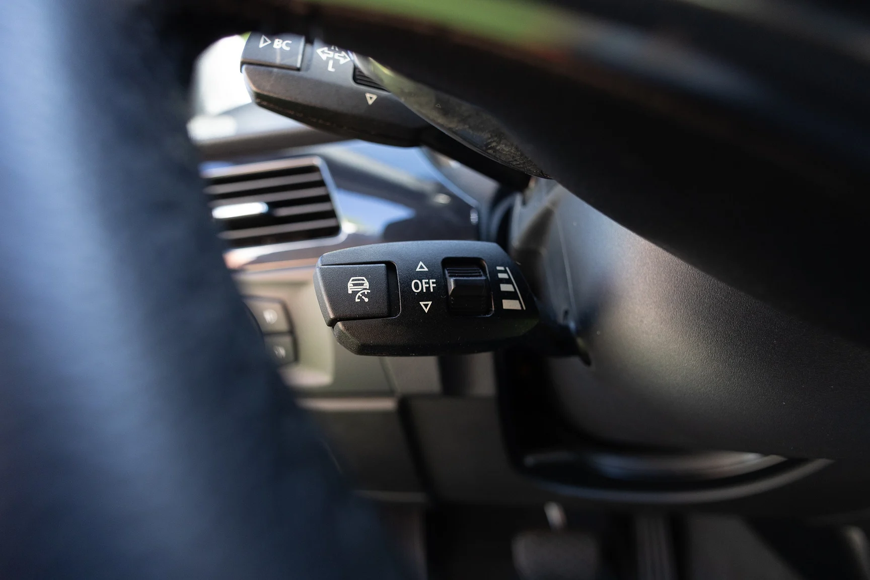 Interior image of 2007 BMW 335i Coupé (17)