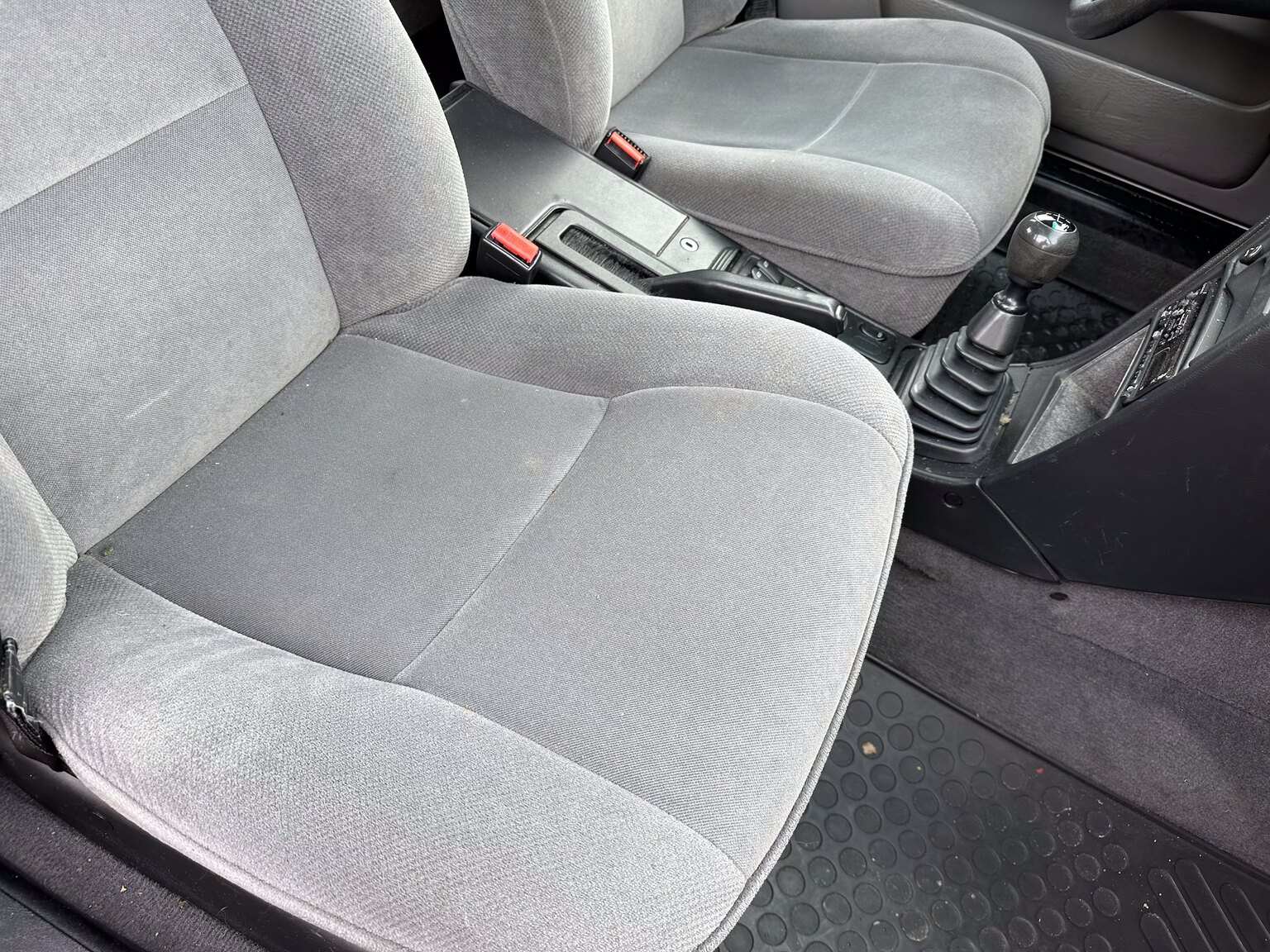 Interior image of 1996 SAAB 9000
