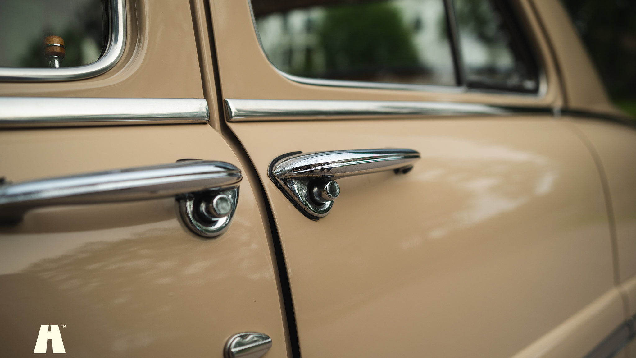 Exterior image of 1950 Mercury Eight Sport Sedan