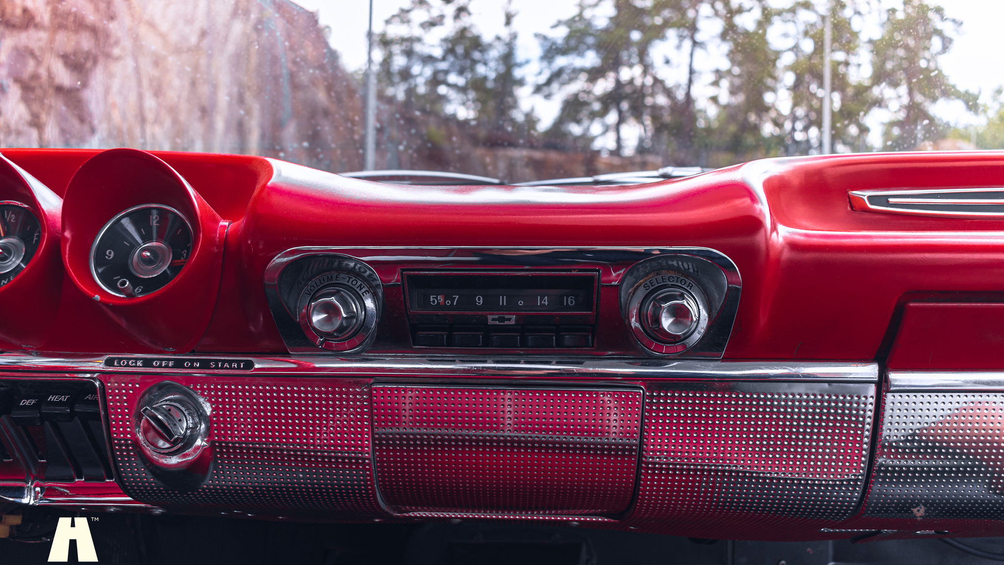 Interior image of 1960 Chevrolet Impala Flattop 348 Bigblock (28)