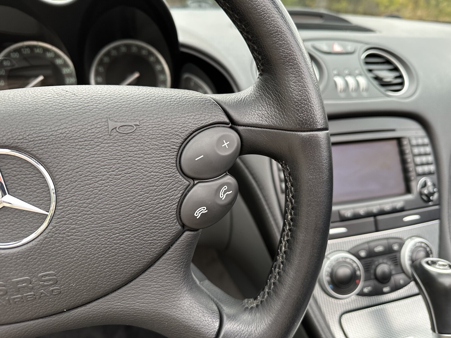 Interiörbild 2005 Mercedes-Benz SL 350