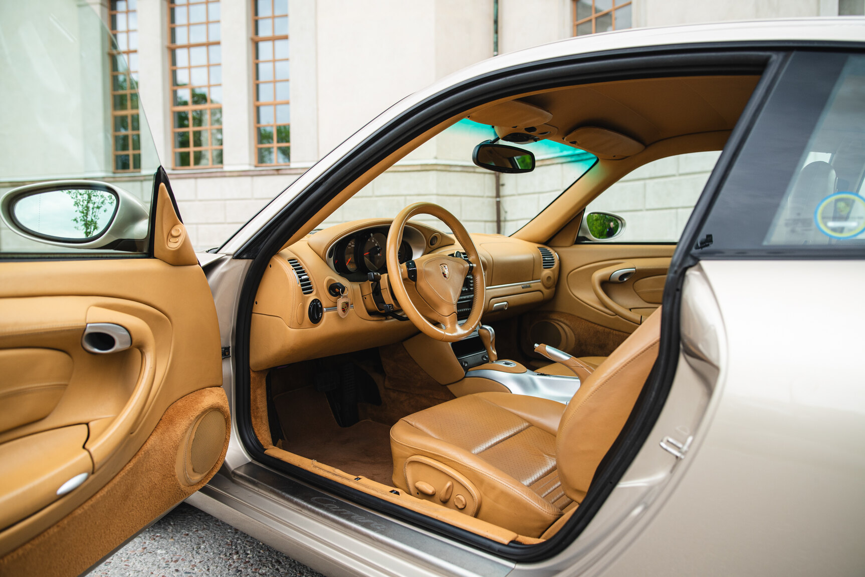 Interior image of 2004 Porsche 911 Carrera 4