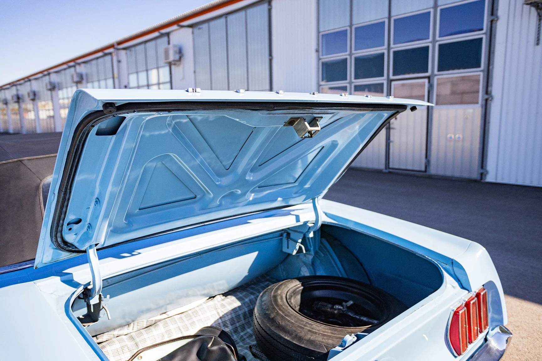 Interiörbild 1969 Ford Mustang GT Cabriolet "M-code" (10)