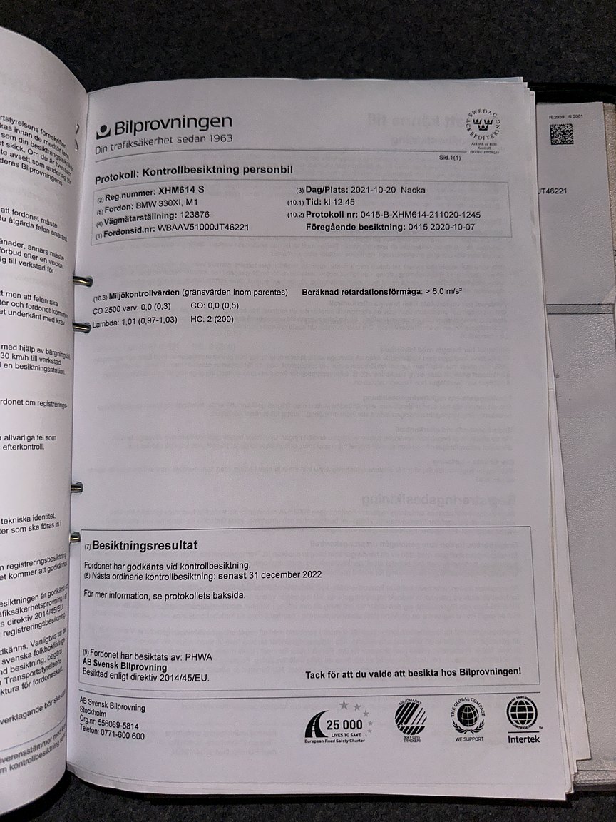 Documentation for 2001 BMW 330Xi