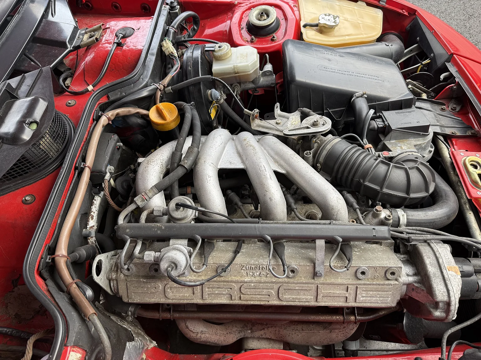 Image of 1984 Porsche 944 Targa mechanics (4)