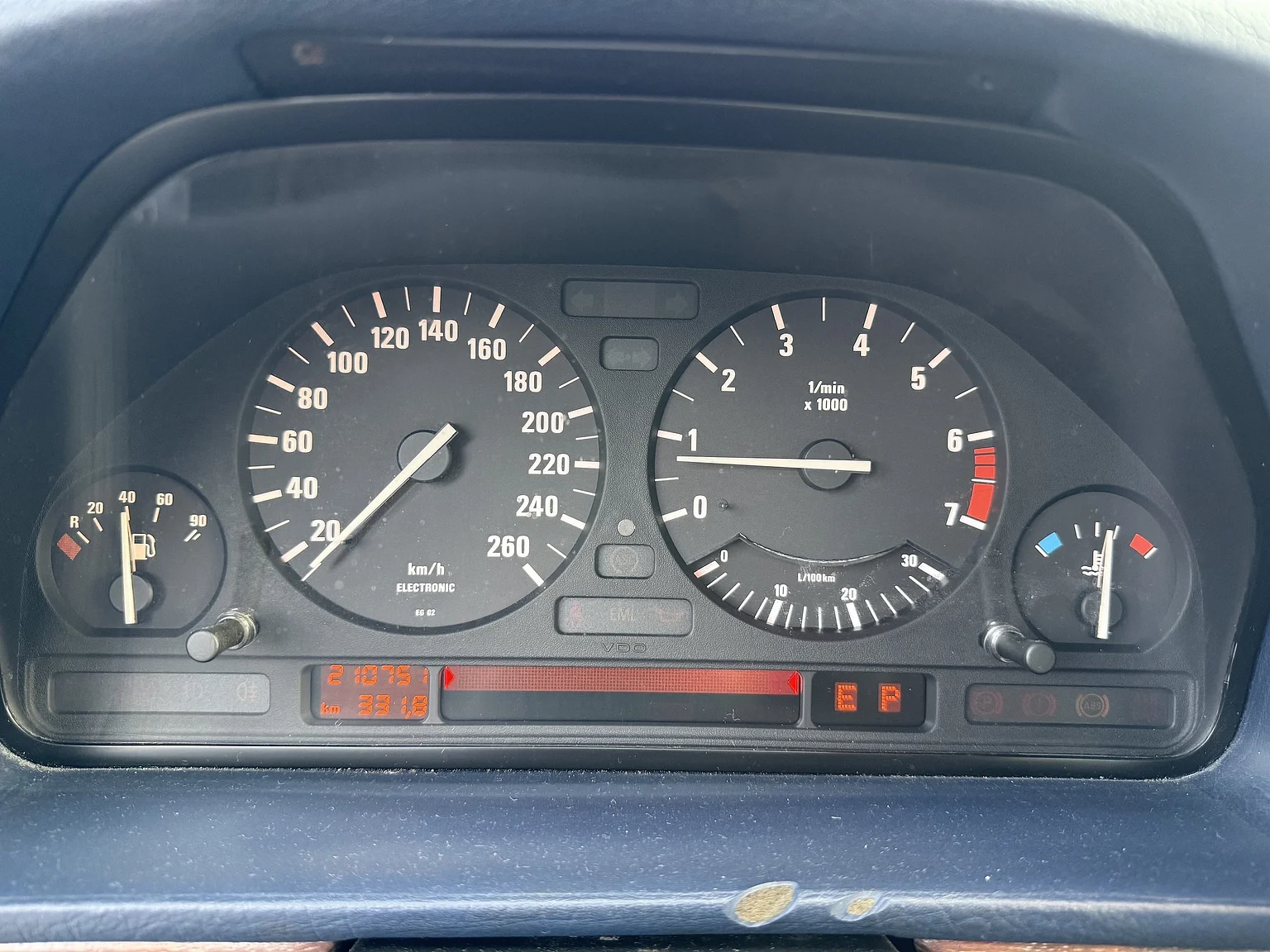 Interiörbild 1992 BMW 730iA (11)