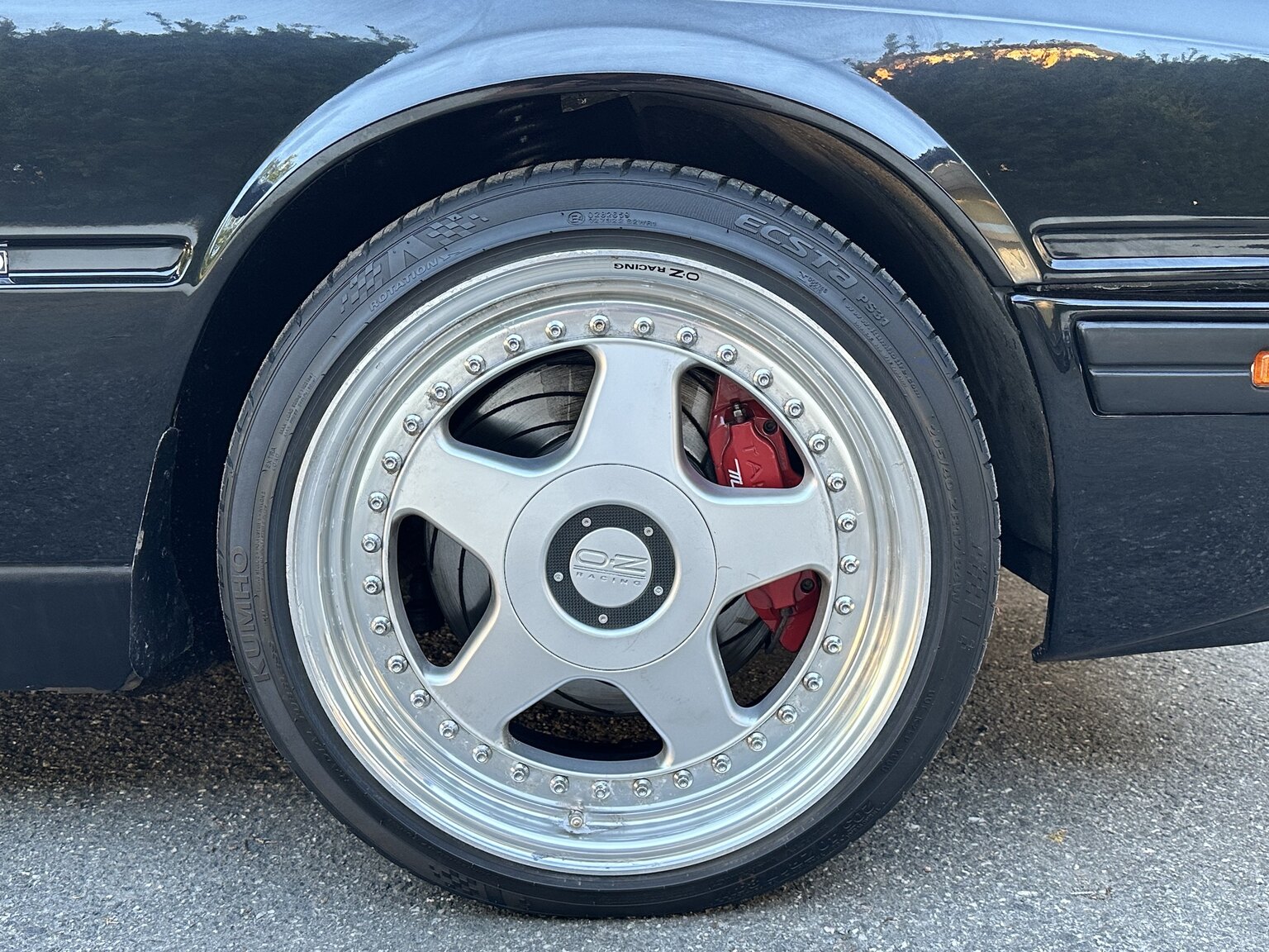 Exteriörbild på 1987 Maserati Biturbo Spyder