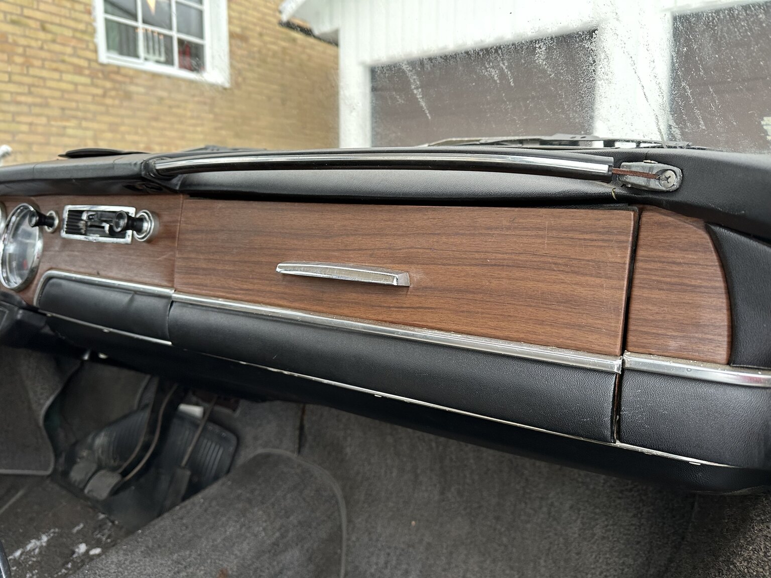 Interior image of 1965 BMW 1600