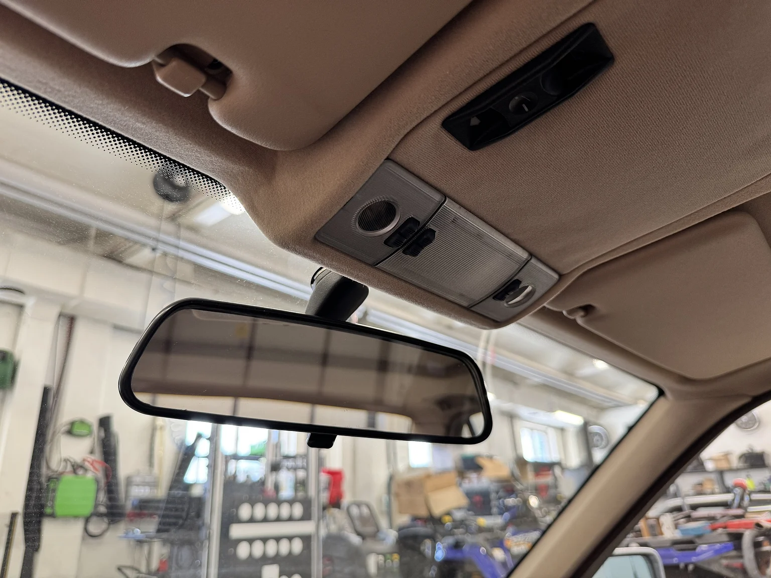 Innenraumfoto von 1988 BMW 535i - NO RESERVE (46)