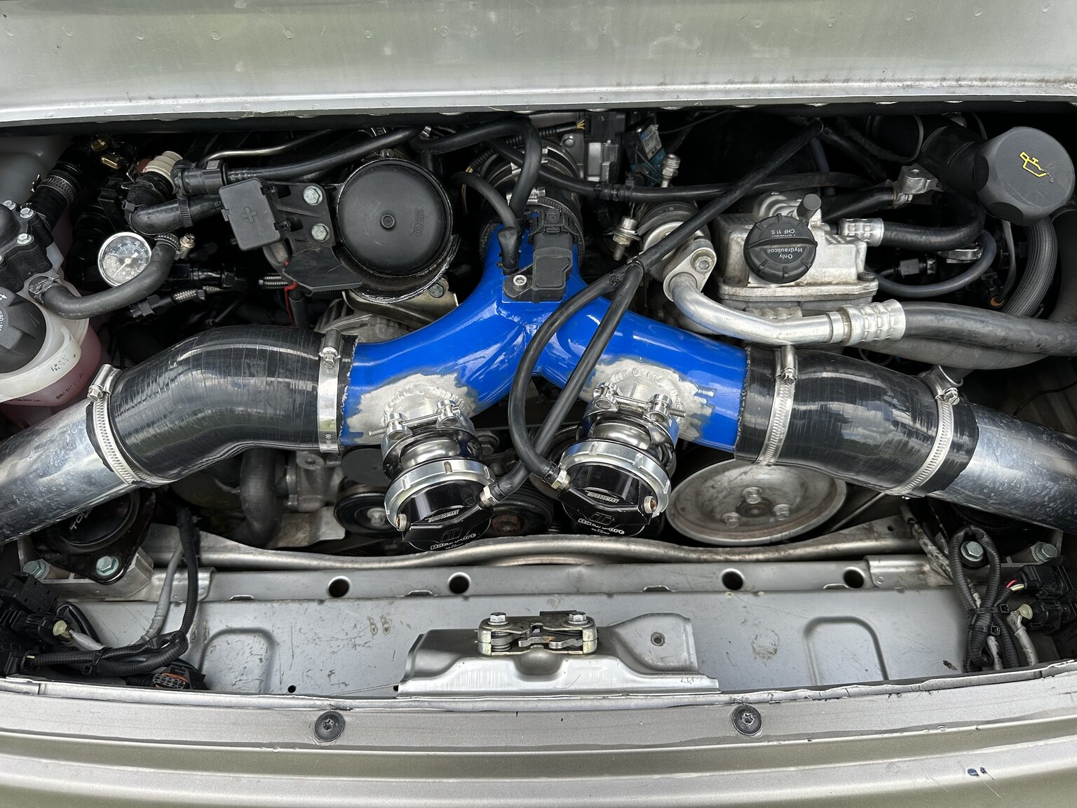 Image of 2002 Porsche 996 Turbo mechanics