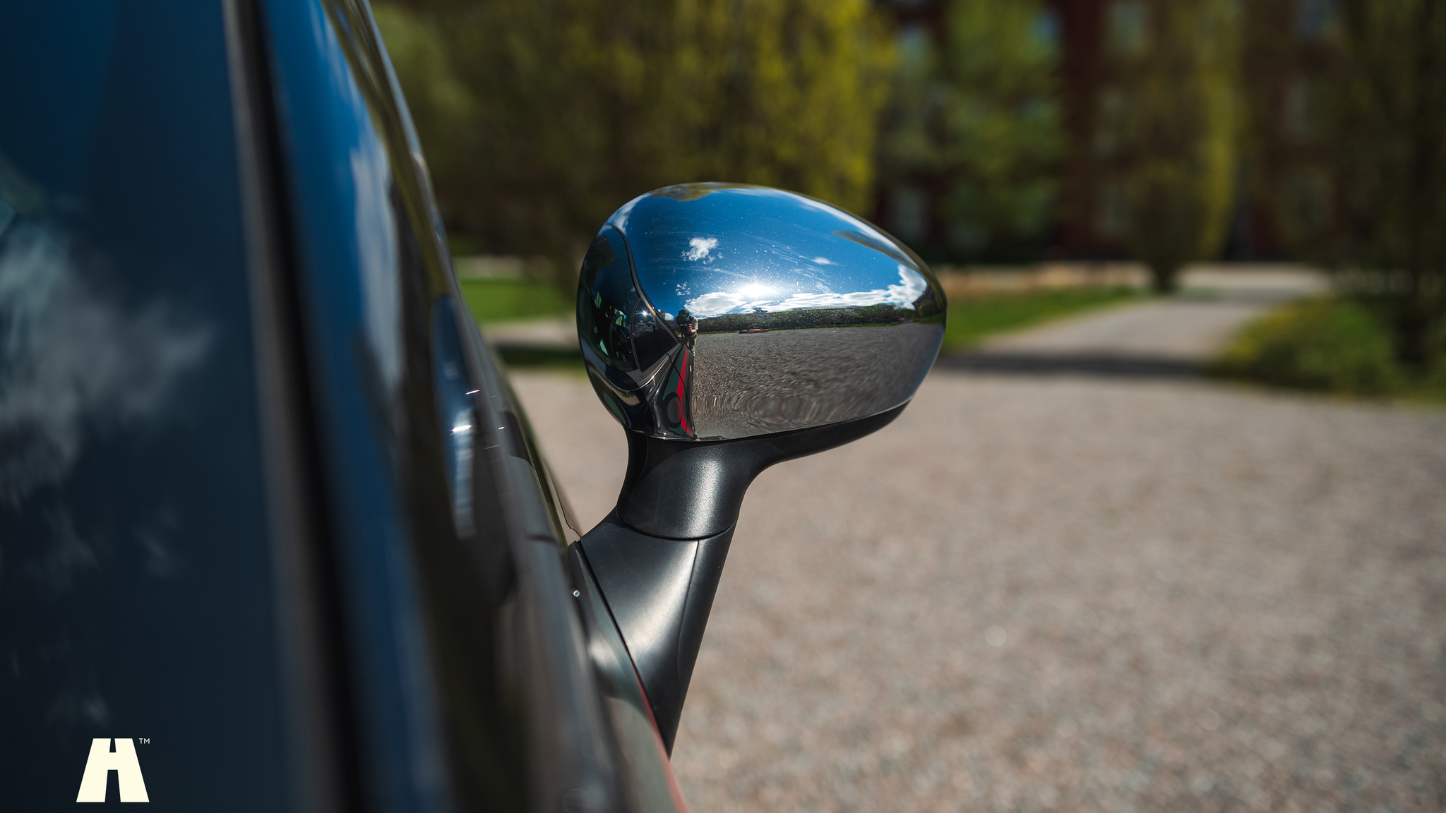Exterior image of 2012 FIAT 500 GUCCI