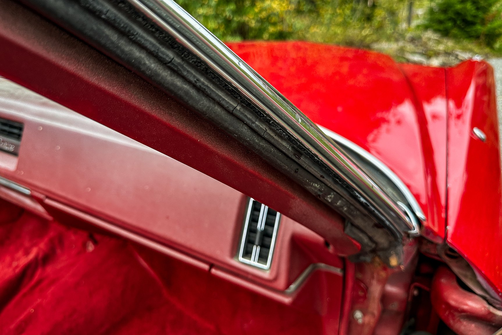 Innenraumfoto von 1968 Cadillac DeVille Convertible