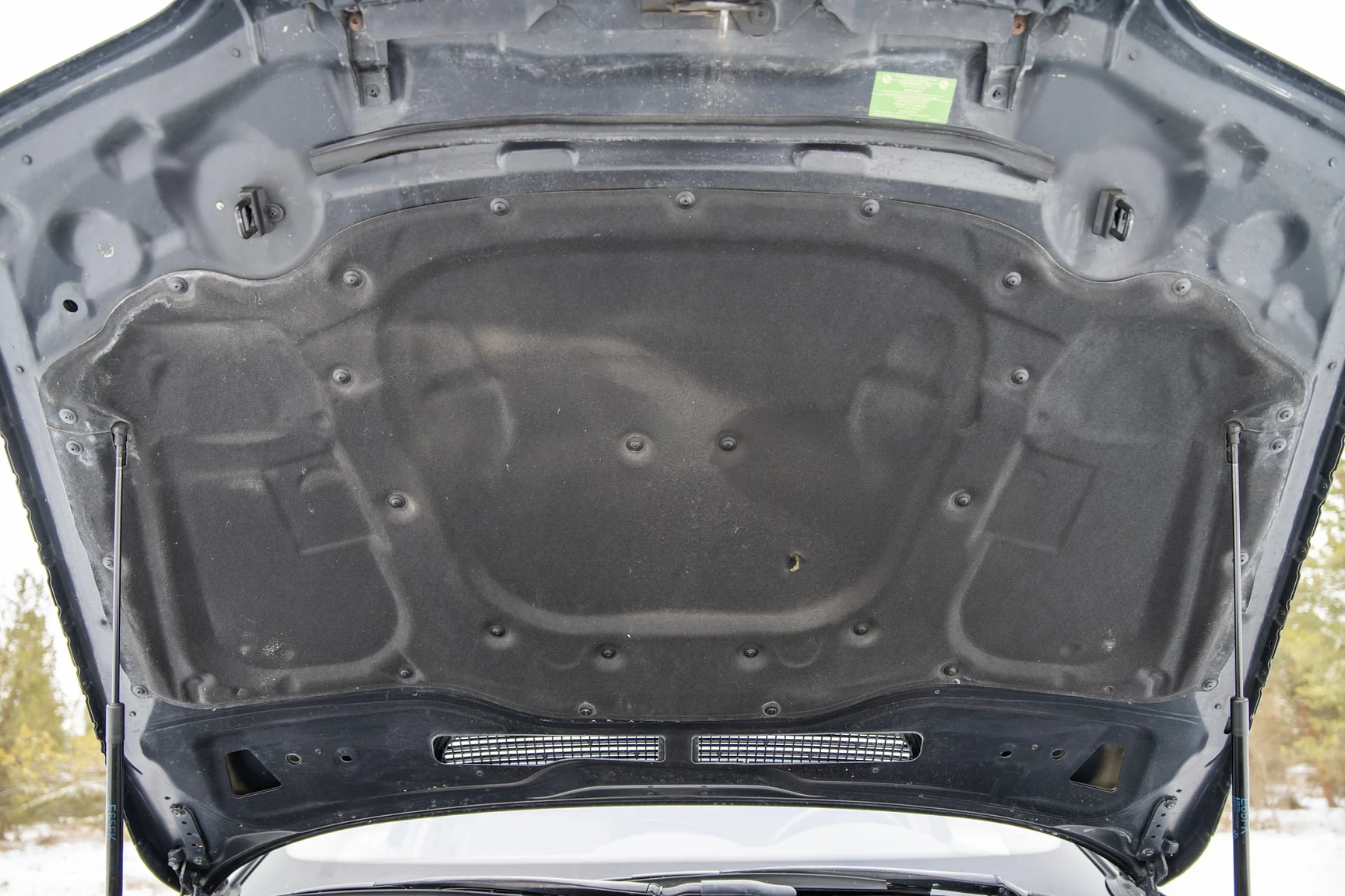 Image of 2002 BMW  745 iA (2) mechanics