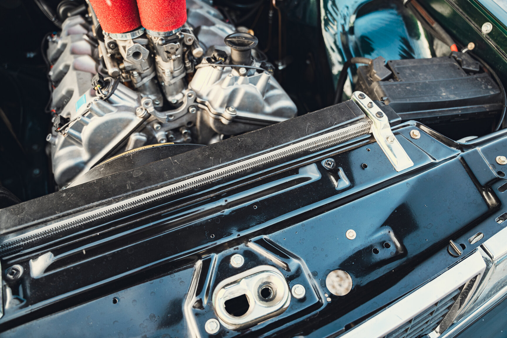Image of 1980 VOLVO 240 V8 mechanics